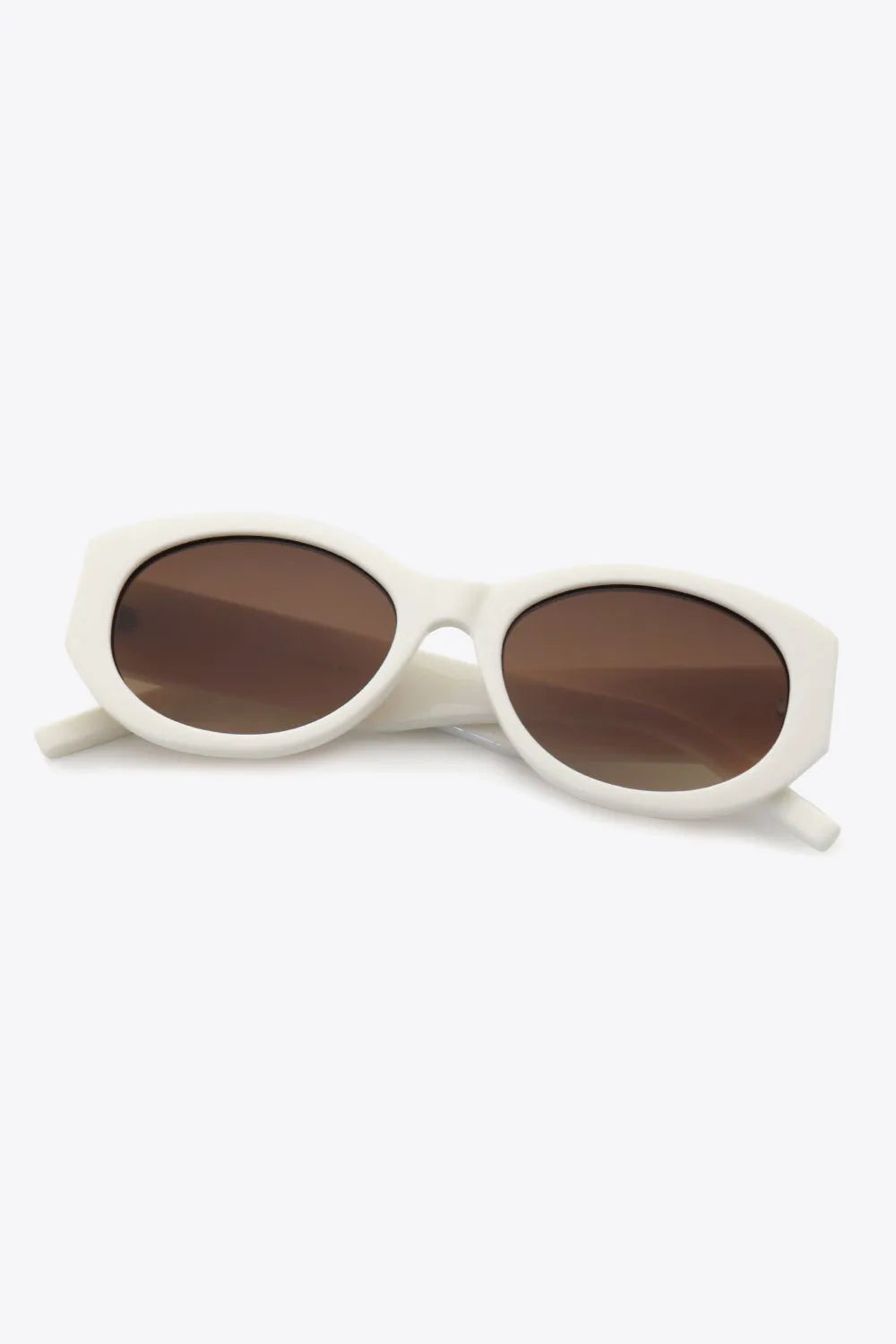 Beige Oval Frame Sunglasses - Liss & Lex