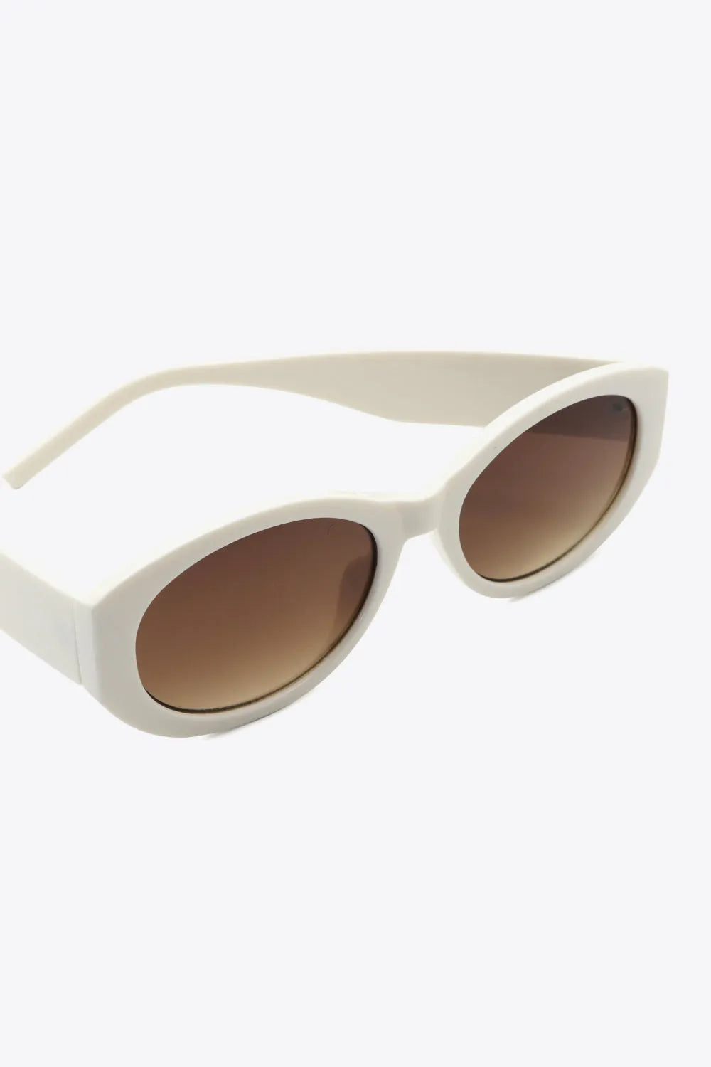 Beige Oval Frame Sunglasses - Liss & Lex